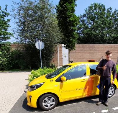 Leerling van De Buitenhof start een BBL-opleiding tot hovenier bij Citaverde College en krijgt direct een arbeidscontract bij de gemeente Kerkrade.