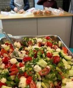 Schoollunch op De Buitenhof verzorgd door onze leerlingen