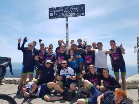 IZEO Urmond beklimt Mont Ventoux