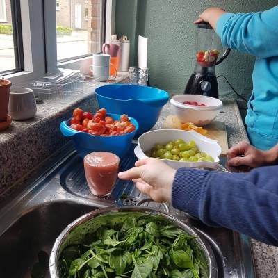 Zelfgemaakte smoothies bij IZEO Urmond
